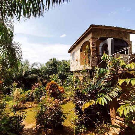 Maison Au Calme Dans La Nature Kpalimé Exterior photo